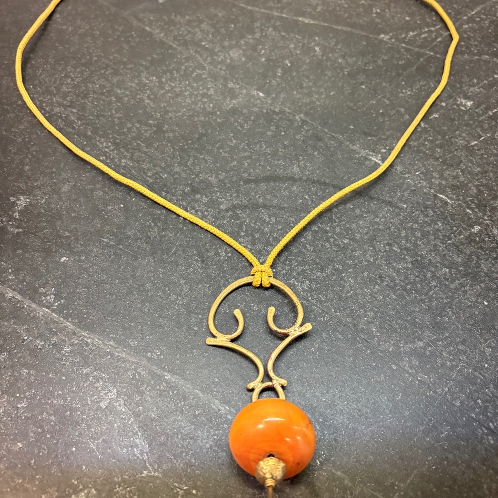 Necklace. Vintage. Early 1990s.